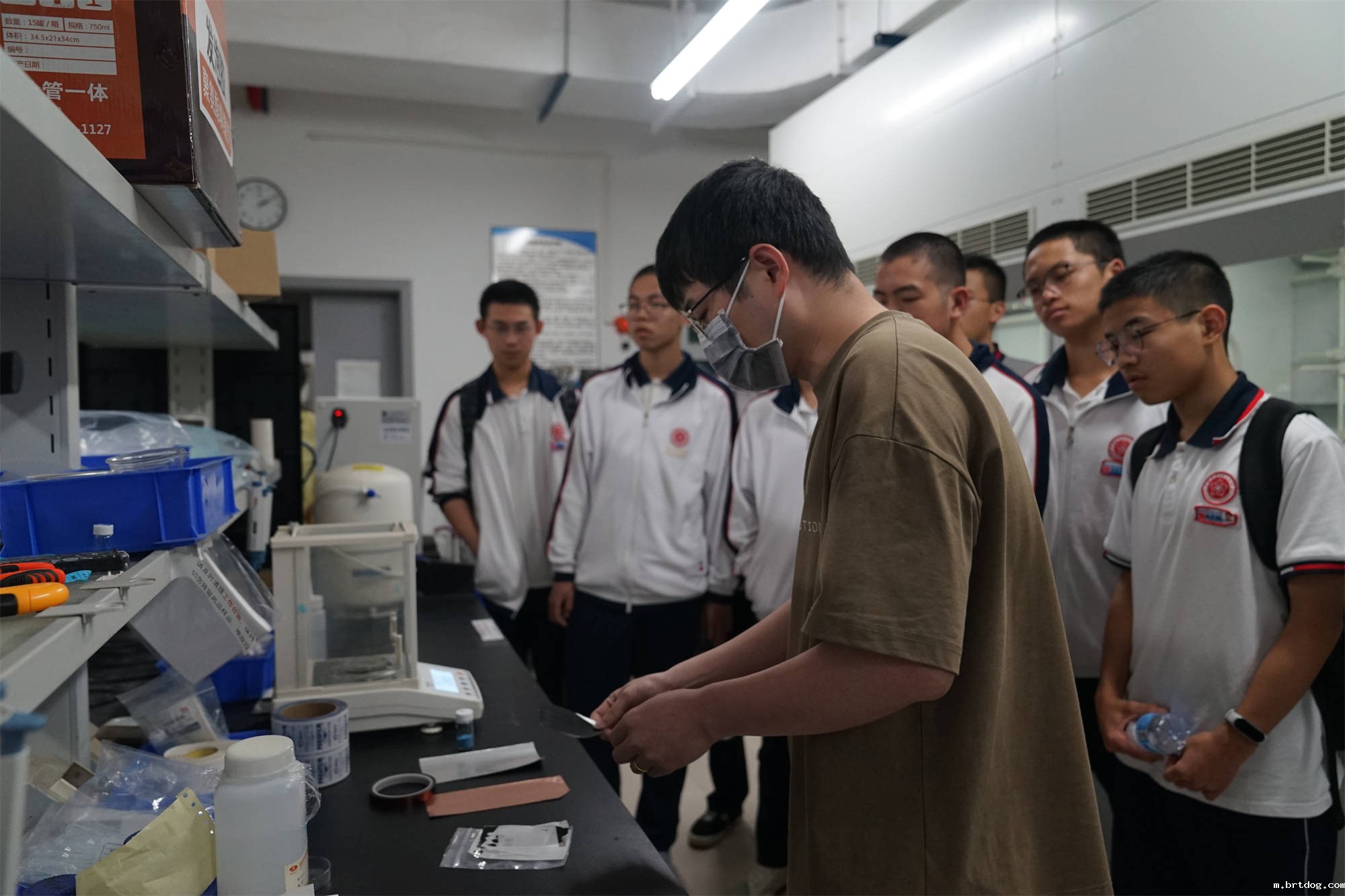 实地参观学习1.jpg 实地参观学习1.jpg